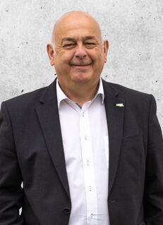 Portrét Wolfgang Wiedemann, Director Application Sales Consulting Portrét Wolfgang Wiedemann, Director Application Sales Consulting